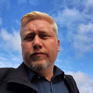 Meet your Posher, Eric